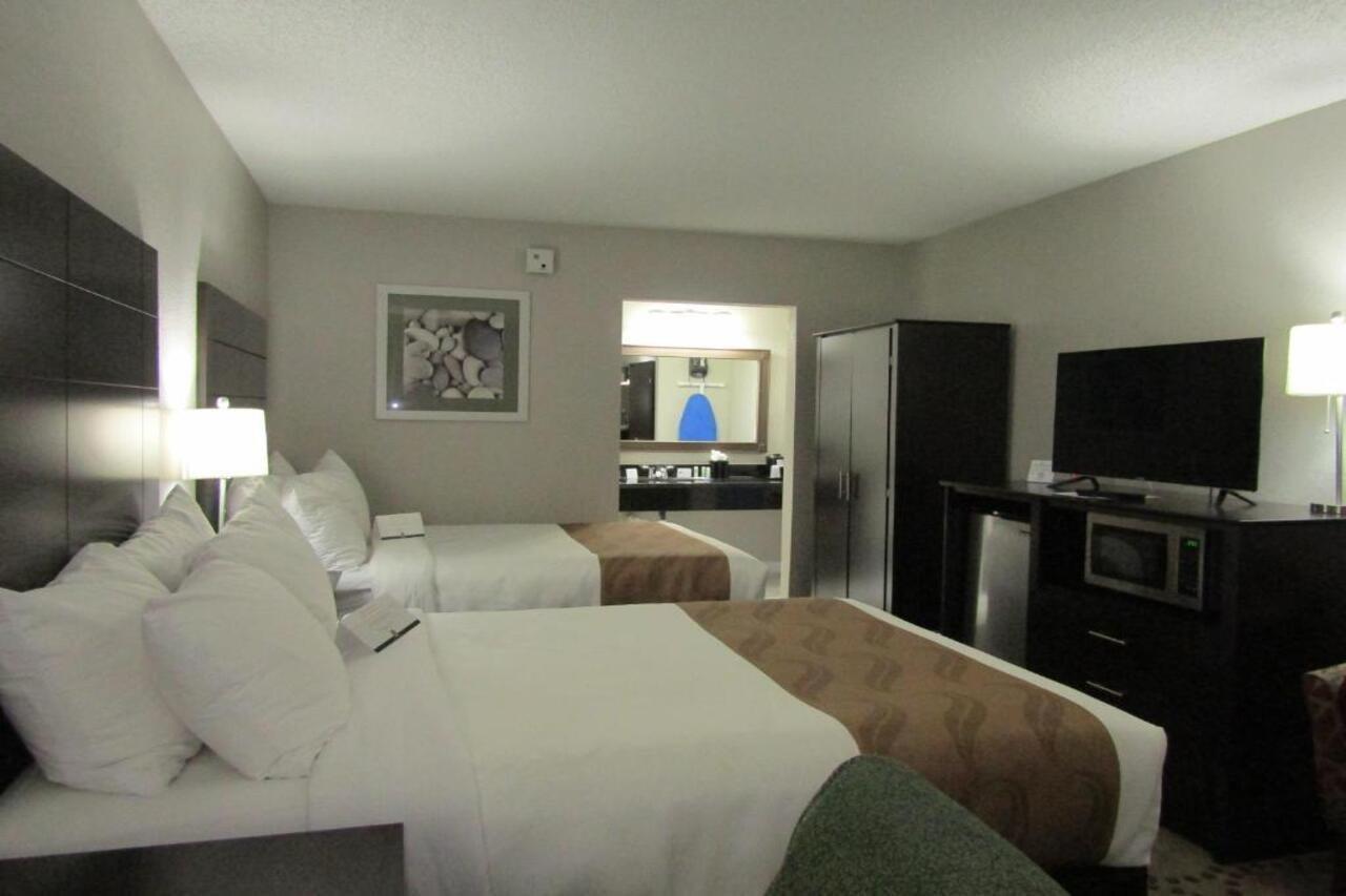 Quality Inn & Suites Kissimmee By The Lake Four Corners Екстериор снимка